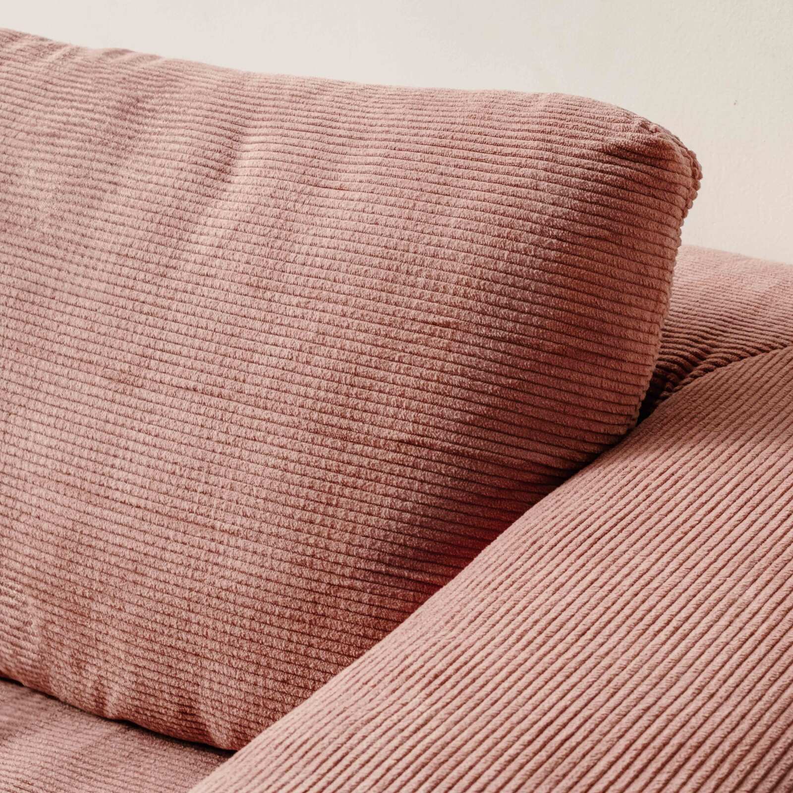 Divano 3 posti in tessuto a coste con cuscini