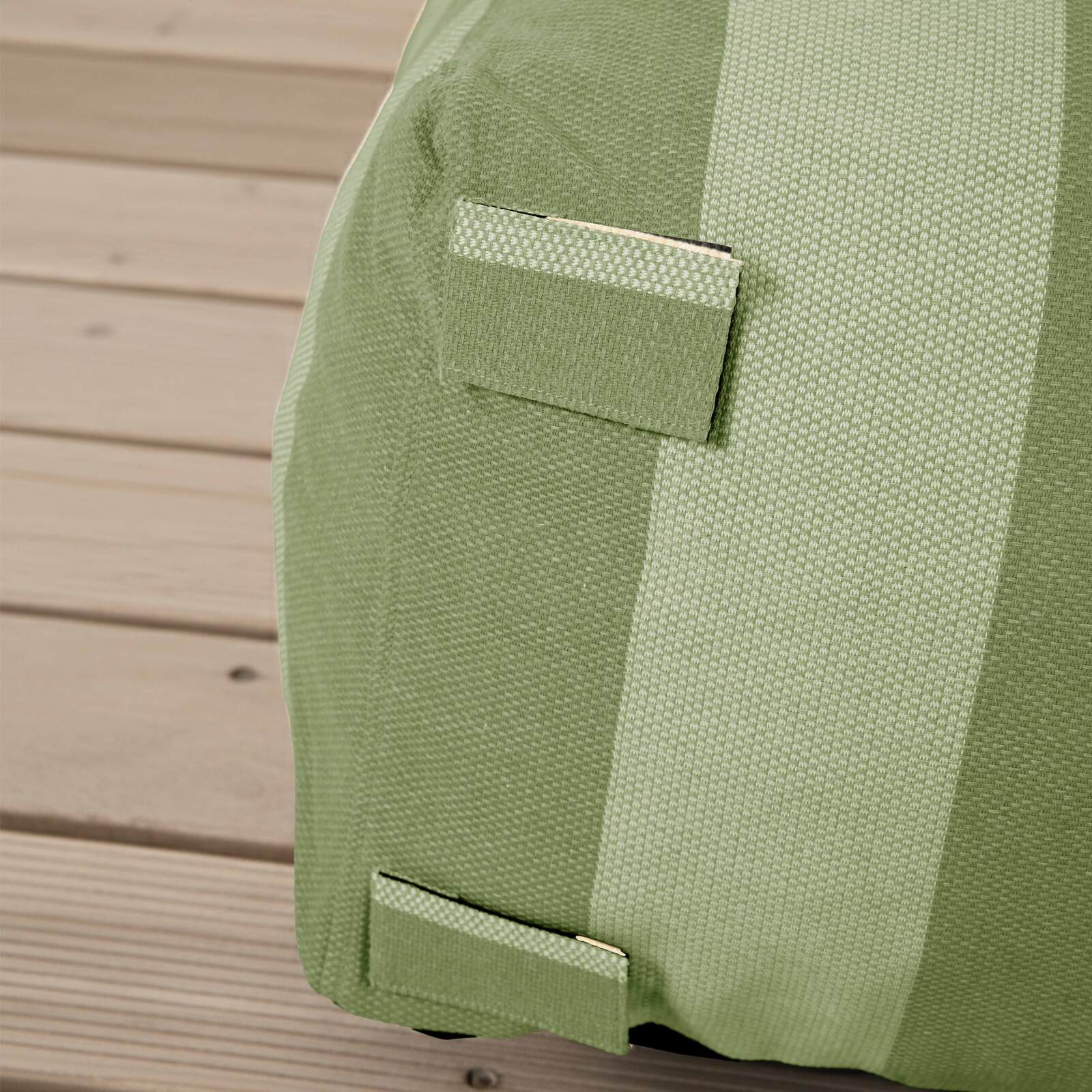 Divano modulare da esterno a righe 4 posti con 1 poltrona, 2 poltrone angolari e 1 pouf