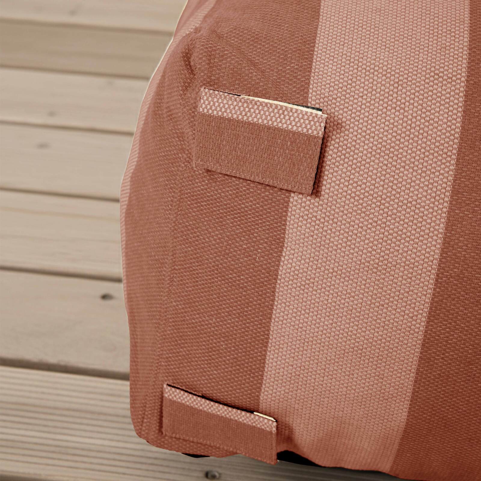 Divano modulare da esterno a righe 4 posti con 1 poltrona, 2 poltrone angolari e 1 pouf