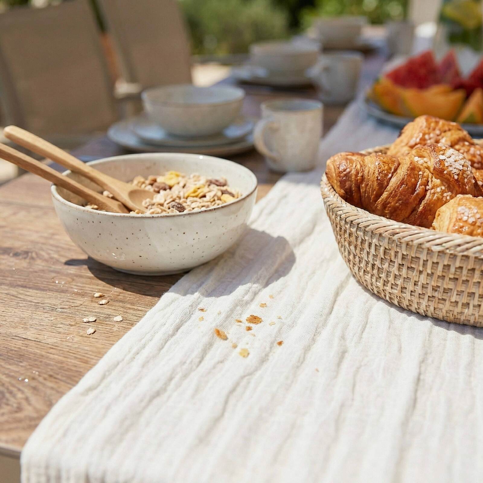 Tavolo da giardino in alluminio e ceramica effetto legno per 8 persone 201x100 cm