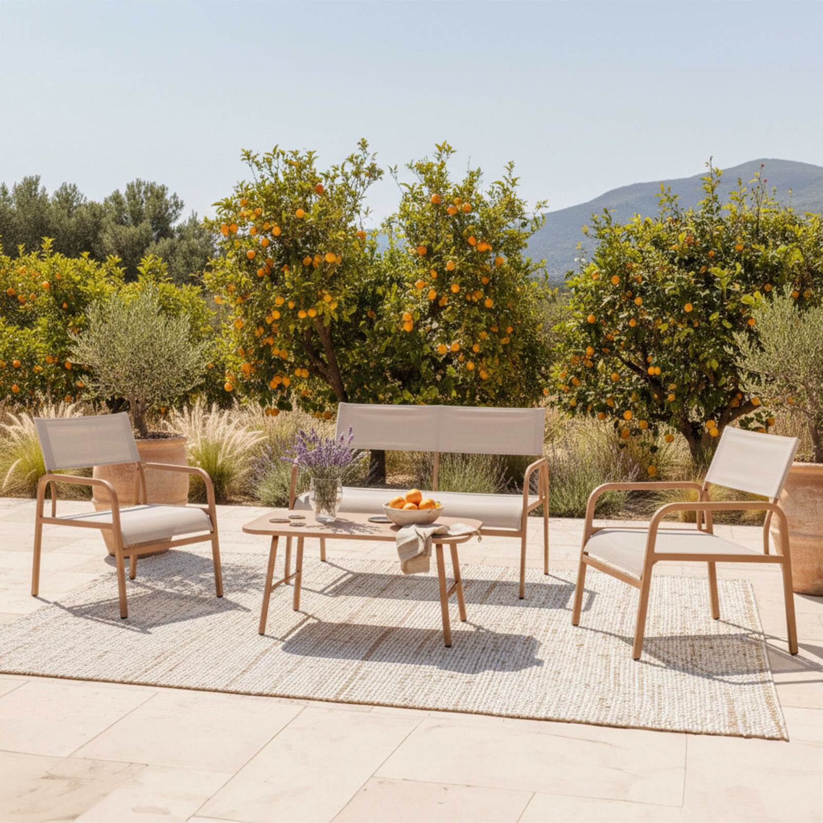 Salotto da giardino in metallo e textilene a 4 posti con 1 divano, 2 poltrone e tavolino