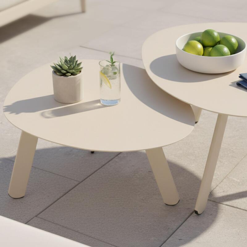 Tavolini piccoli impilabili da esterno rotondi in metallo Ø68x40 cm e Ø55x36 cm - Per 2 (2/7)