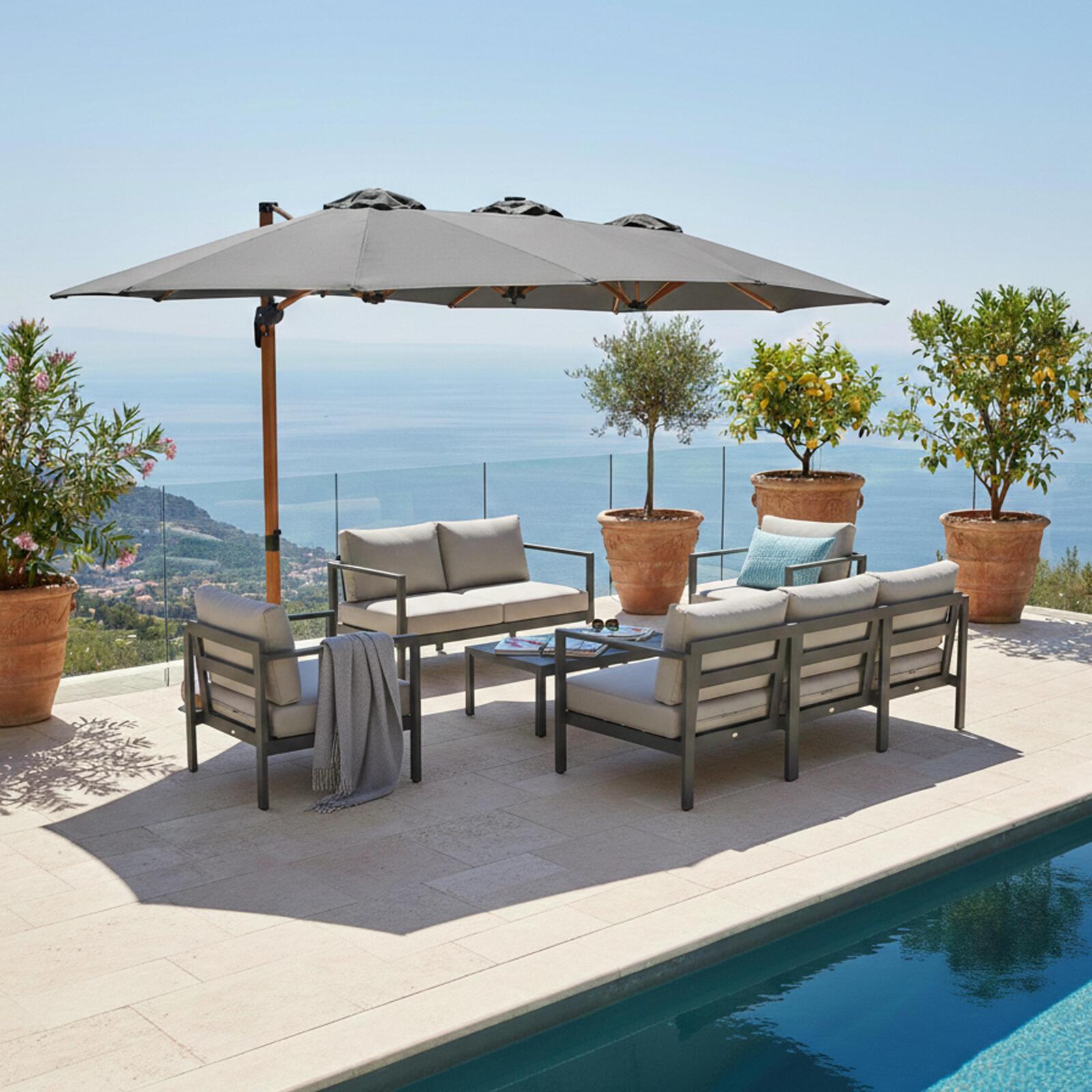 Ombrellone a braccio a 3 teste 4,5x2,65 m con albero rotante a 360° in effetto legno e copertura di protezione