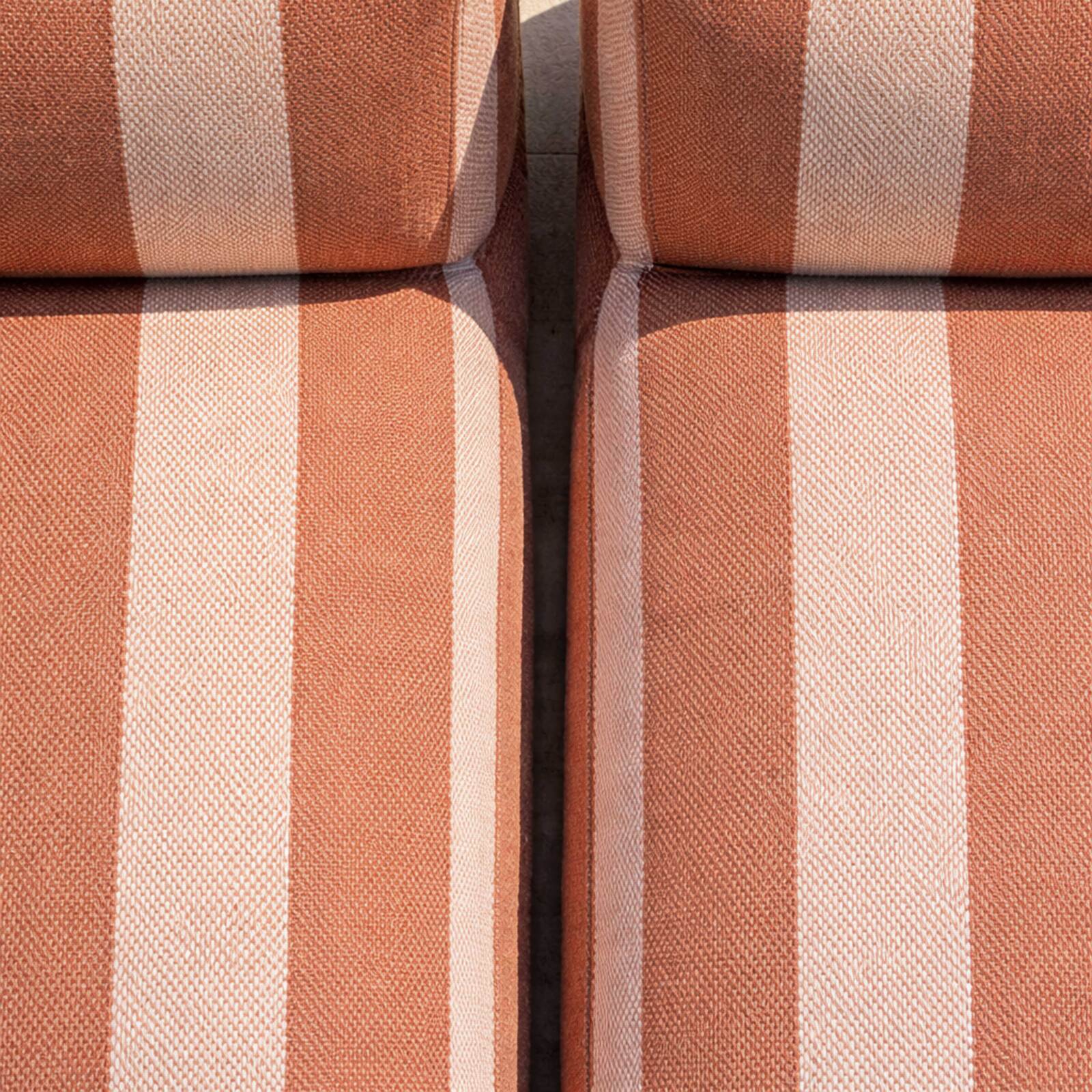 Divano modulare da esterno con 2 posti con 2 chaise longue a righe