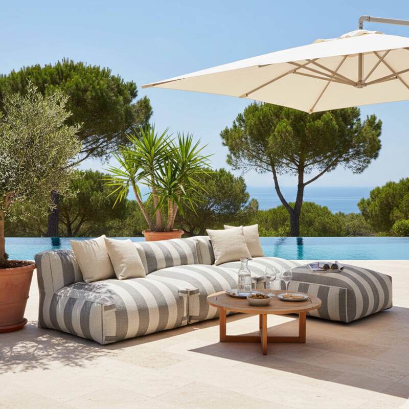 Divano modulare da esterno a righe 4 posti con 3 poltrone e 1 pouf