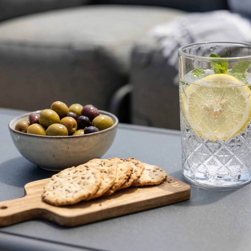 Tavolino piccolo da esterno rettangolare in metallo 85x40x30 cm (3/7)