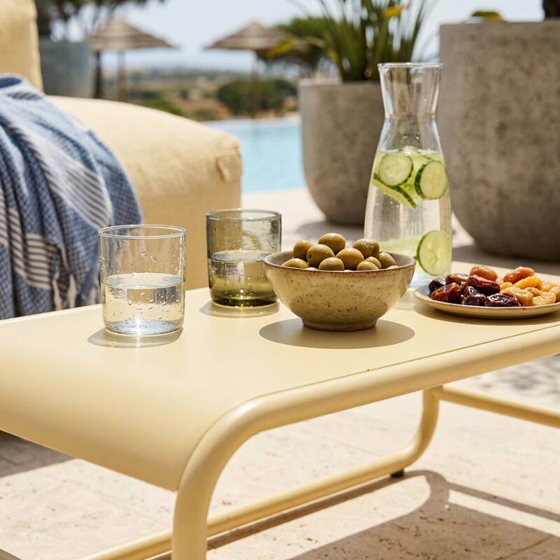 Tavolino piccolo da esterno rettangolare in metallo 85x40x30 cm (3/7)