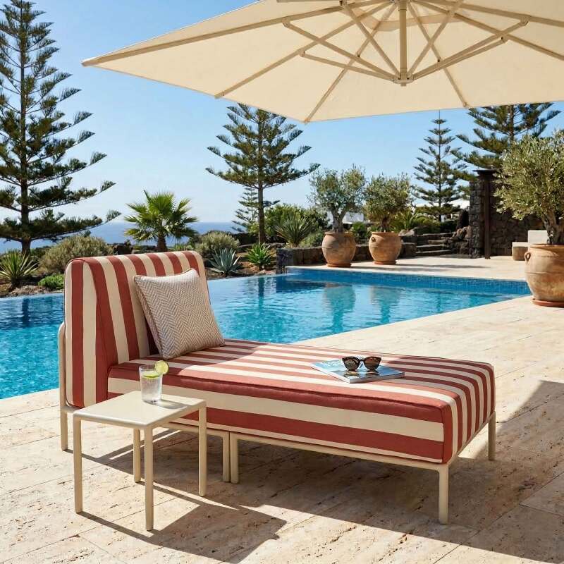Chaise longue a righe per divano modulare da esterno