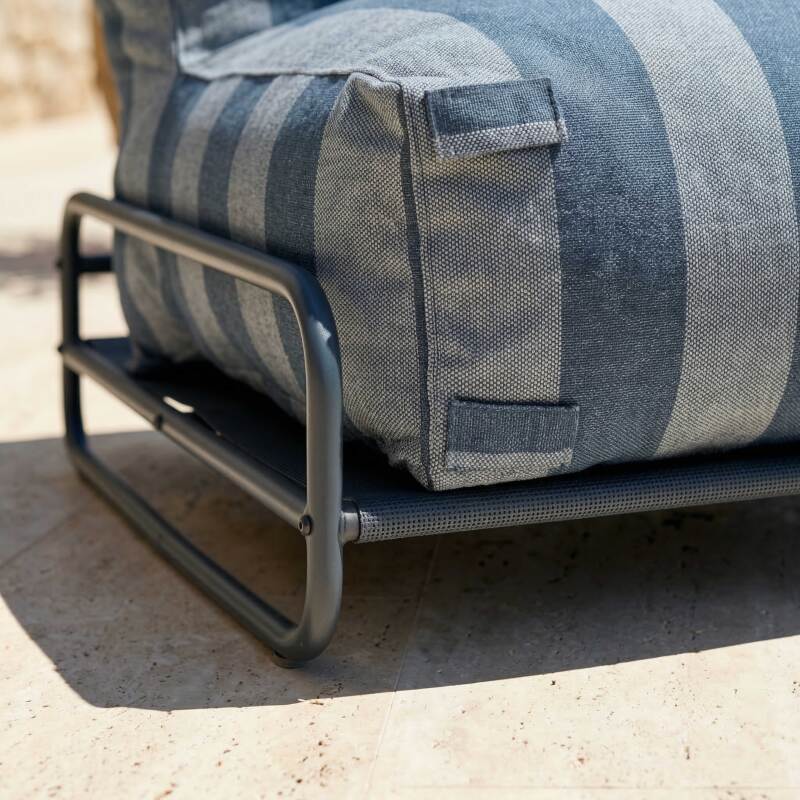 Poltrona a righe per divano modulare da esterno con struttura (2/5)