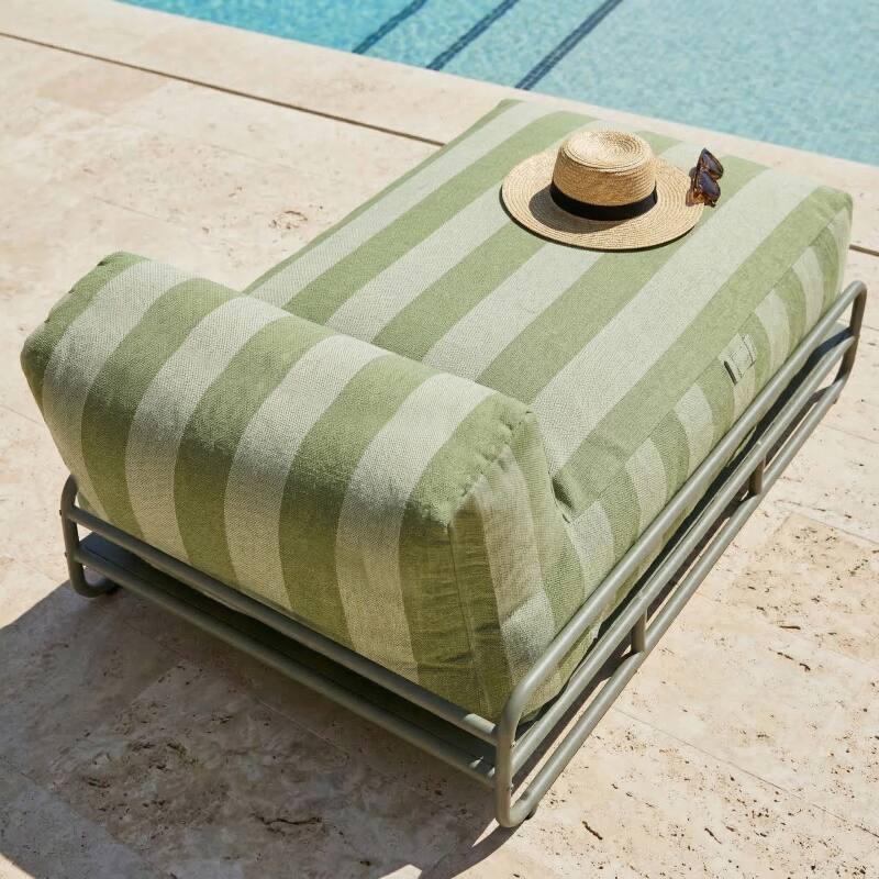 Chaise longue a righe per divano modulare da esterno con struttura (3/6)