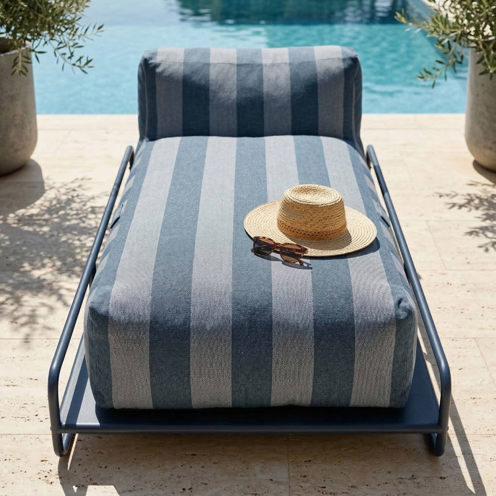 Chaise longue a righe per divano modulare da esterno con struttura