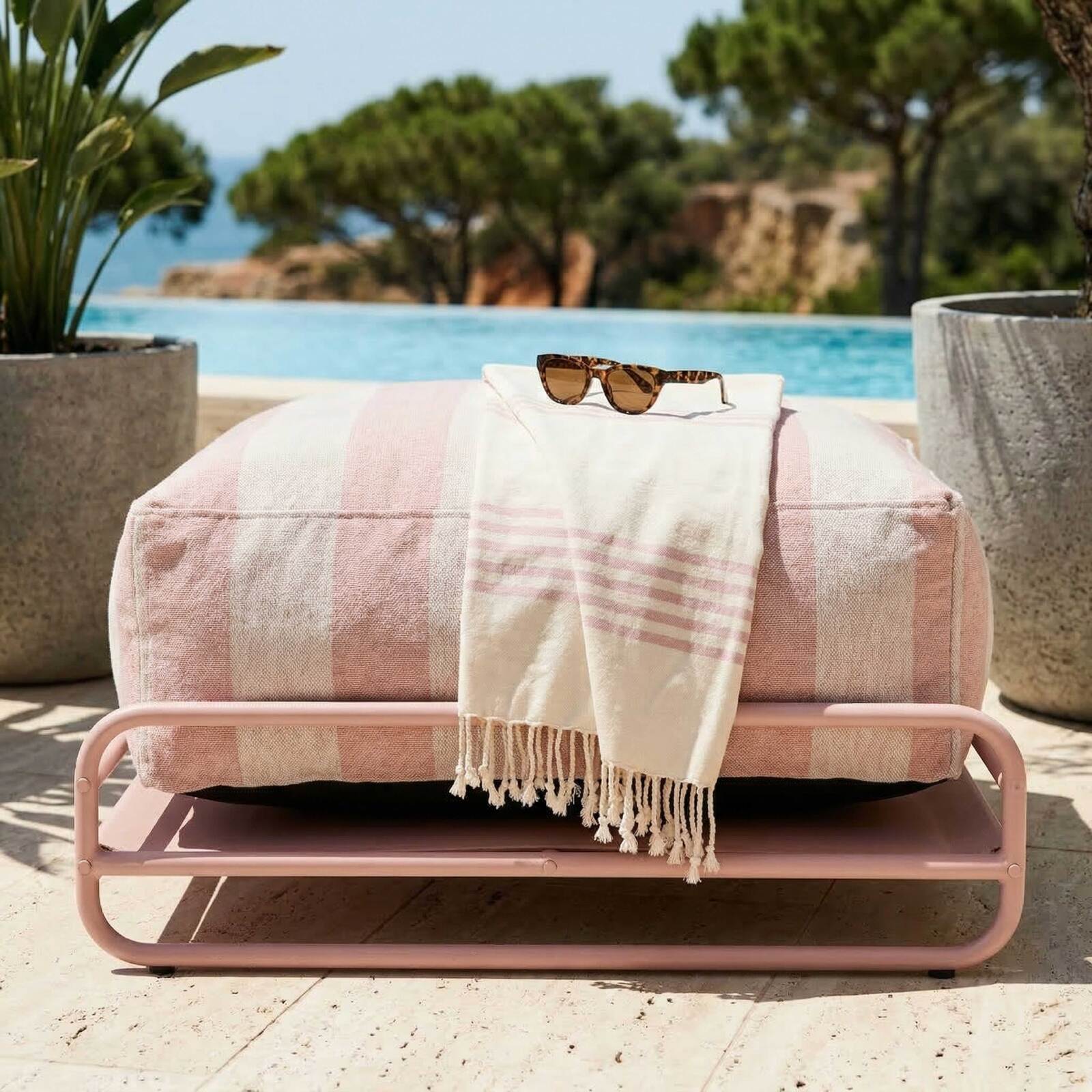 Pouf a righe per divano modulare da esterno con struttura
