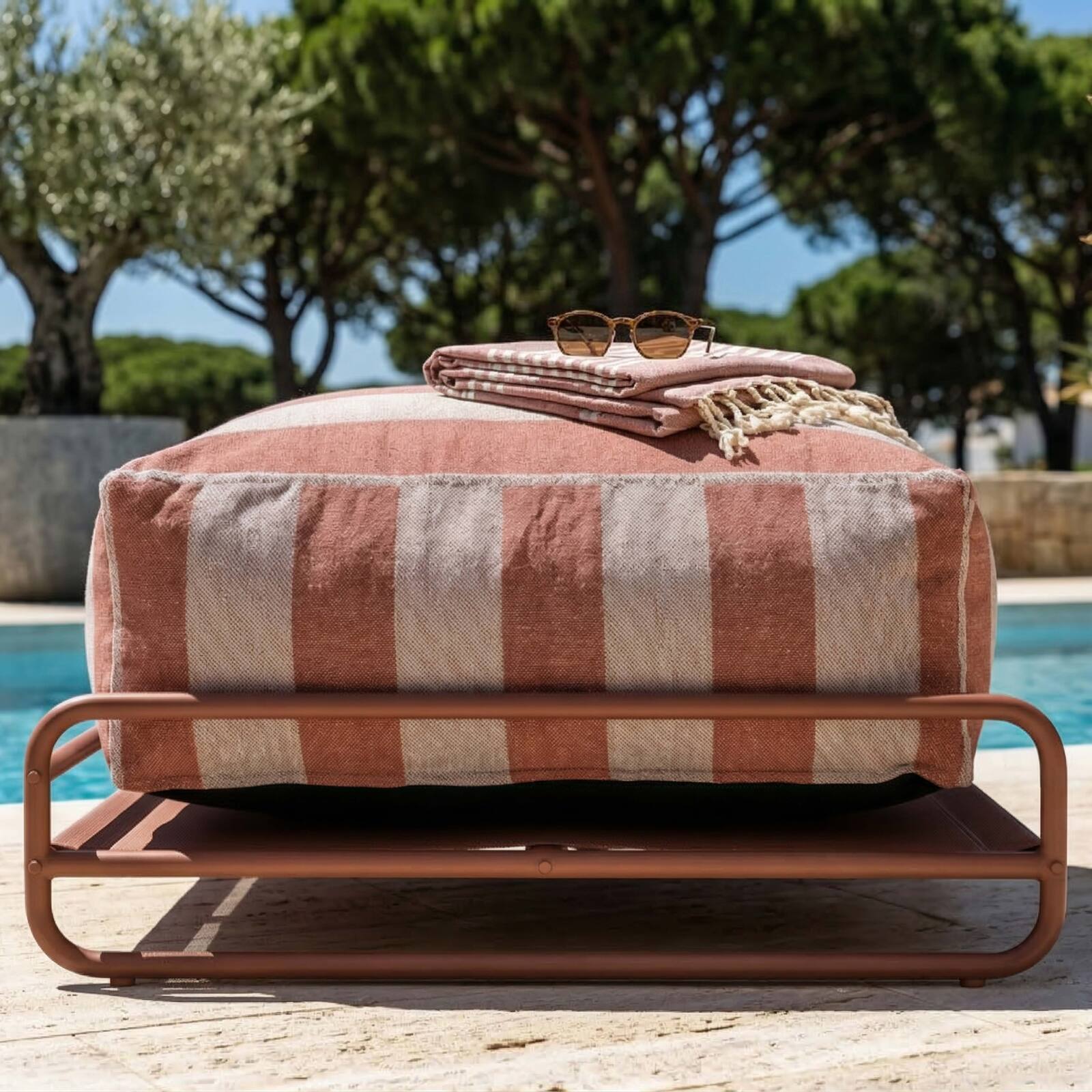 Pouf a righe per divano modulare da esterno con struttura