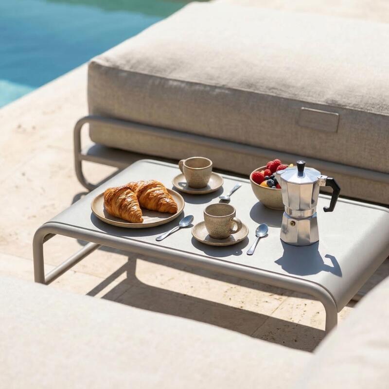 Divano modulare da esterno a 2 posti con struttura, 2 chaise longue e tavolino (4/7)