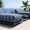 Divano modulare da esterno a 2 posti con struttura, 2 chaise longue a righe e tavolino