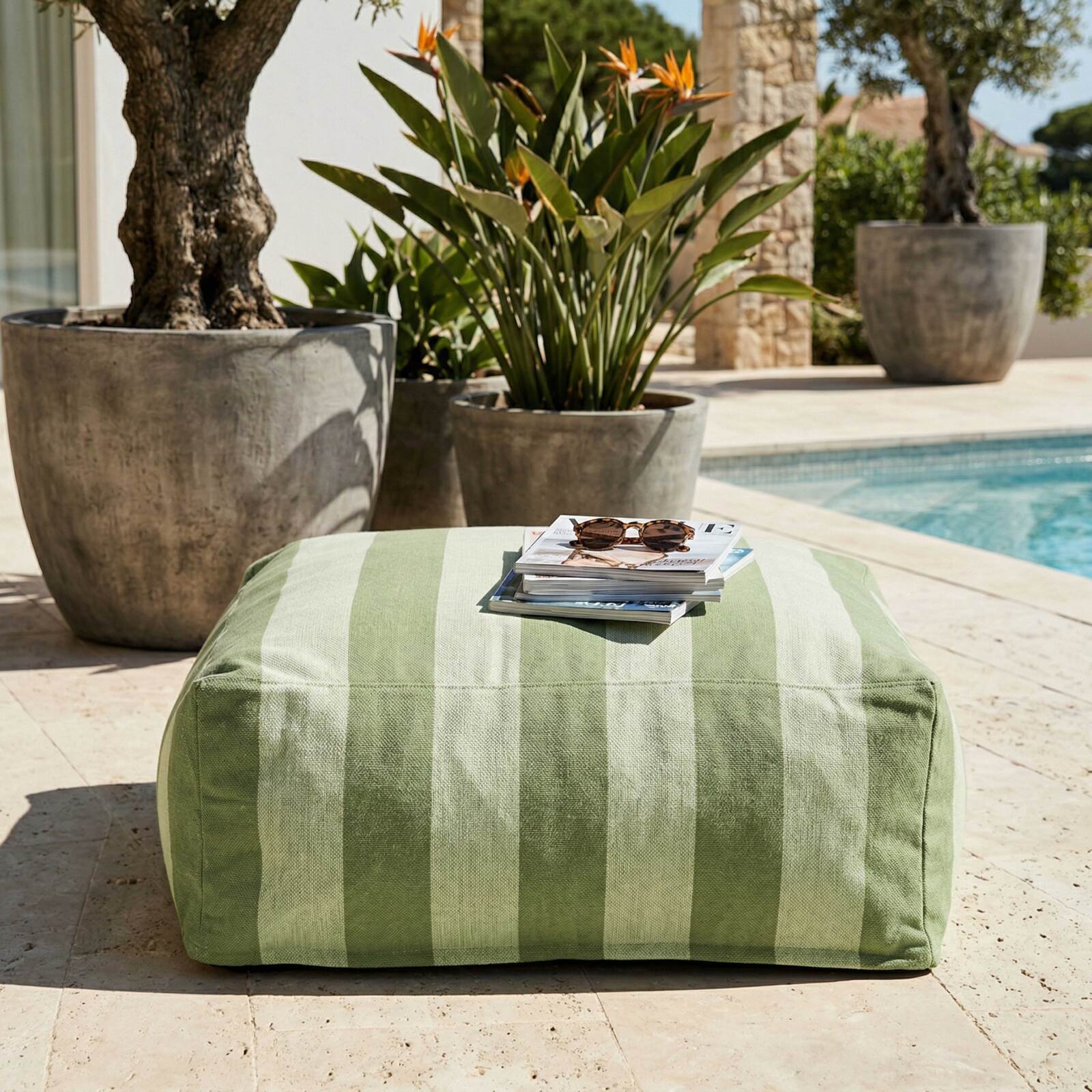 Pouf a righe per divano modulare da esterno