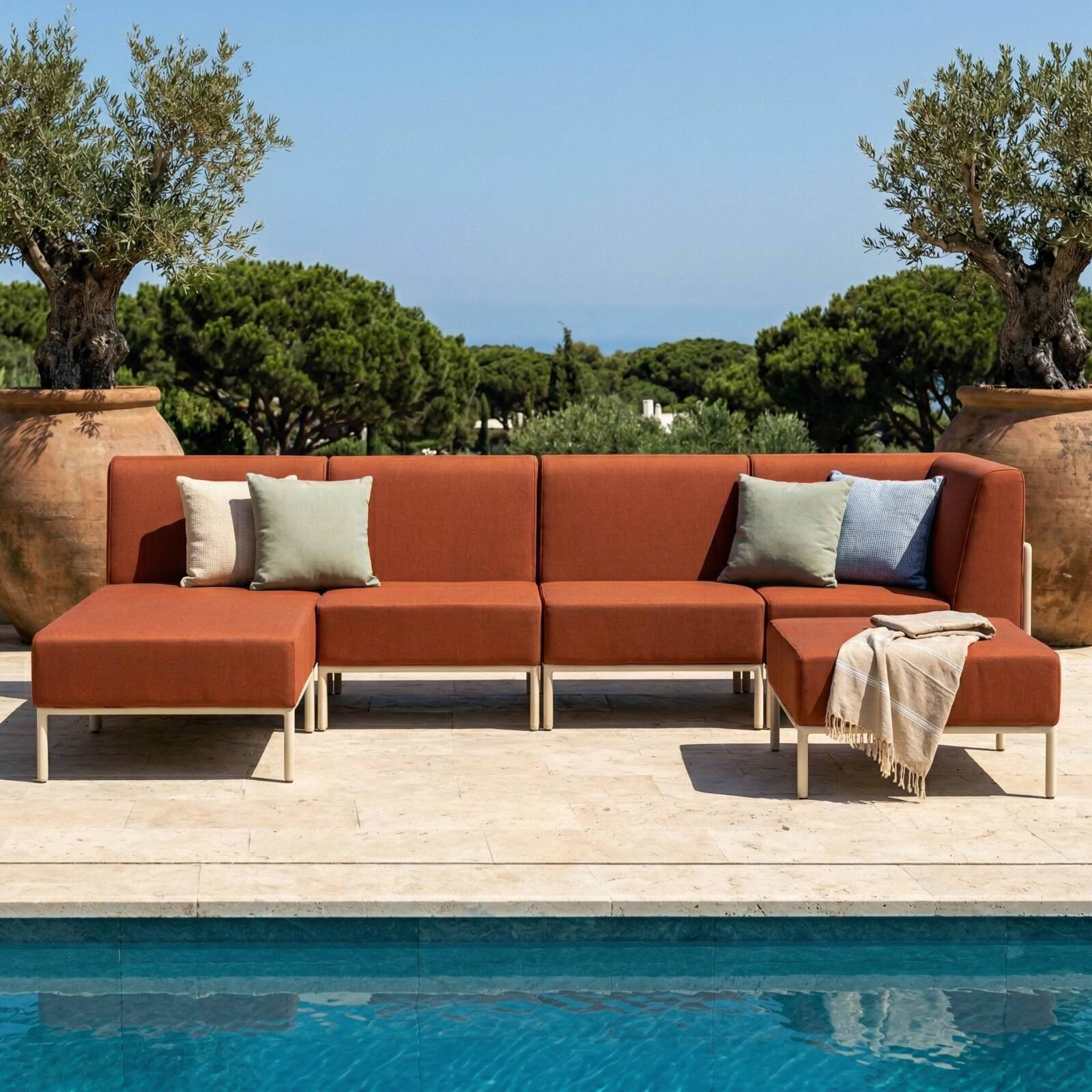 Divano modulare da esterno 5 posti con 2 poltrone, 1 poltrona angolare, 1 chaise longue e 1 pouf