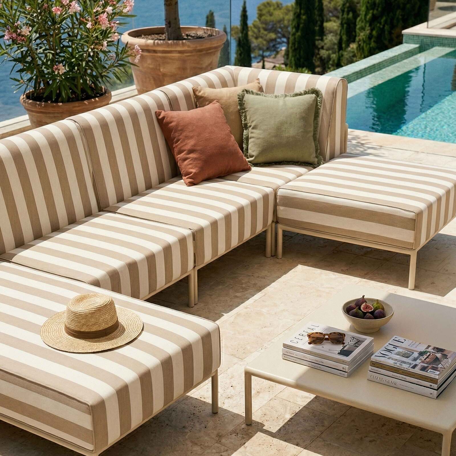 Divano modulare da esterno a righe 5 posti con 2 poltrone, 1 poltrona angolare, 1 chaise longue e 1 pouf