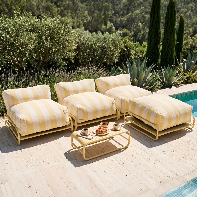 Divano modulare da esterno a righe 4 posti con struttura, 3 poltrone, 1 pouf e tavolino