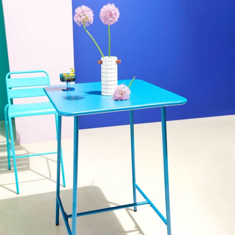 Tavolo da bar quadrato 70 x 70 x 105 cm e 2 sedie alte in metallo