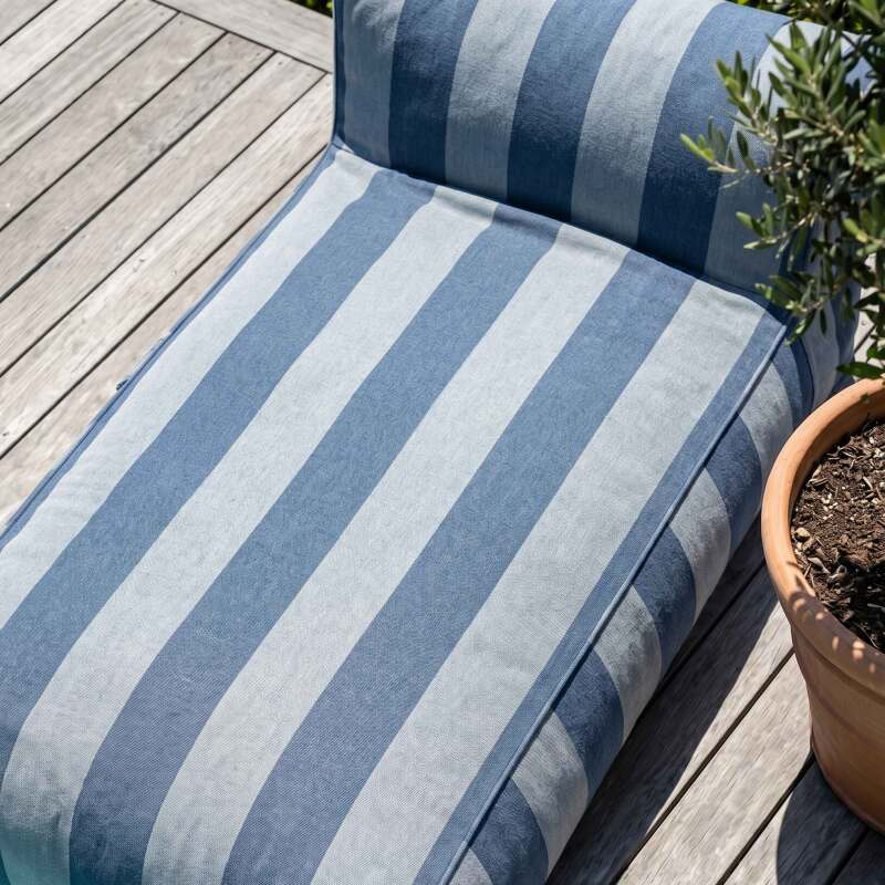 Chaise longue a righe per divano modulare da esterno (4/7)