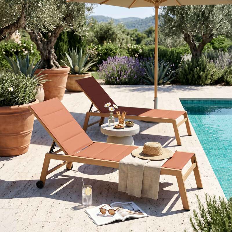 Sdraio da giardino in alluminio effetto legno e textilene reclinabili 5 posizioni con ruote - Set di 2
