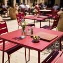 Tavolo da giardino bistrot quadrato in metallo 70x70 cm e 2 sedie