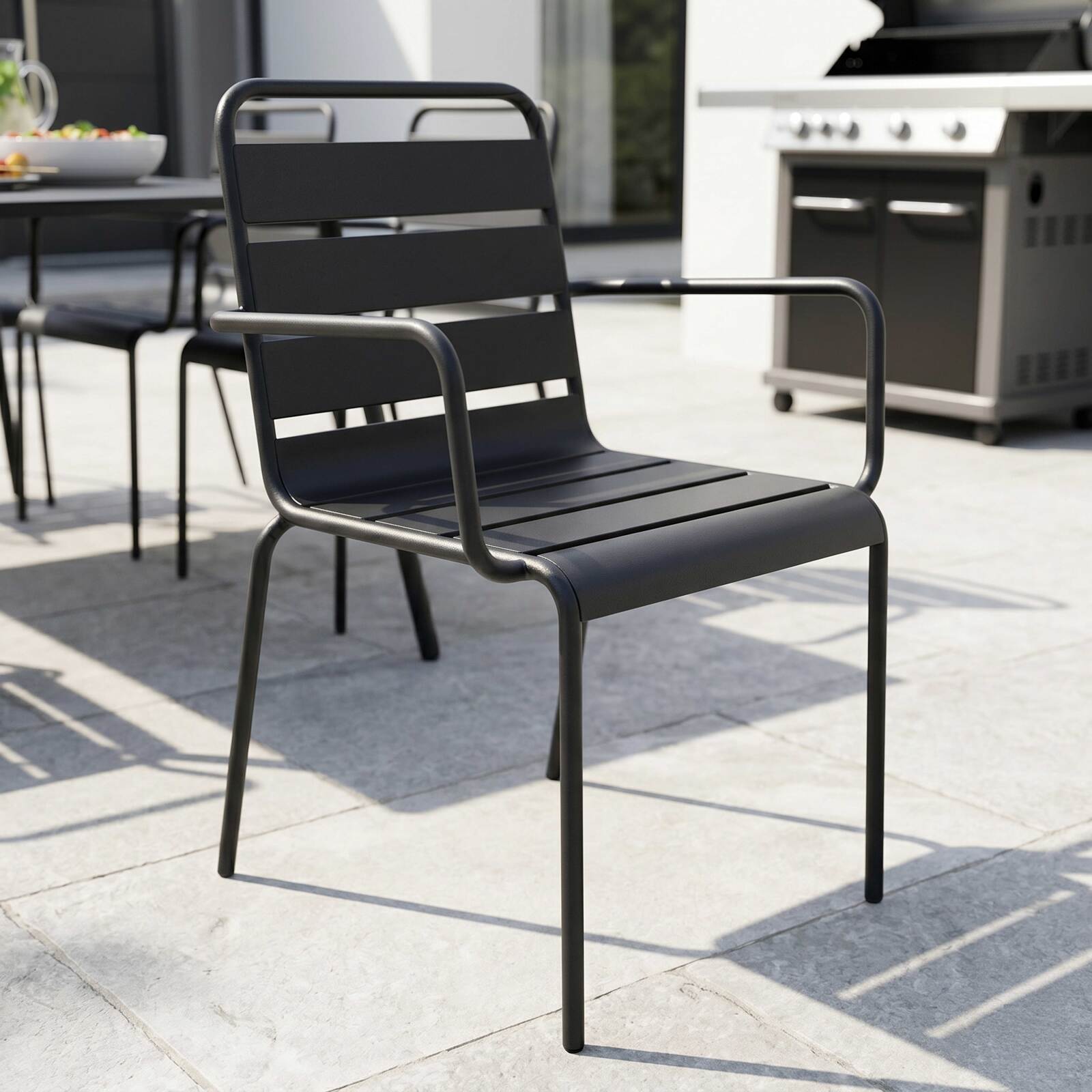 Tavolo da giardino in metallo 180x90 cm e 8 sedie con braccioli