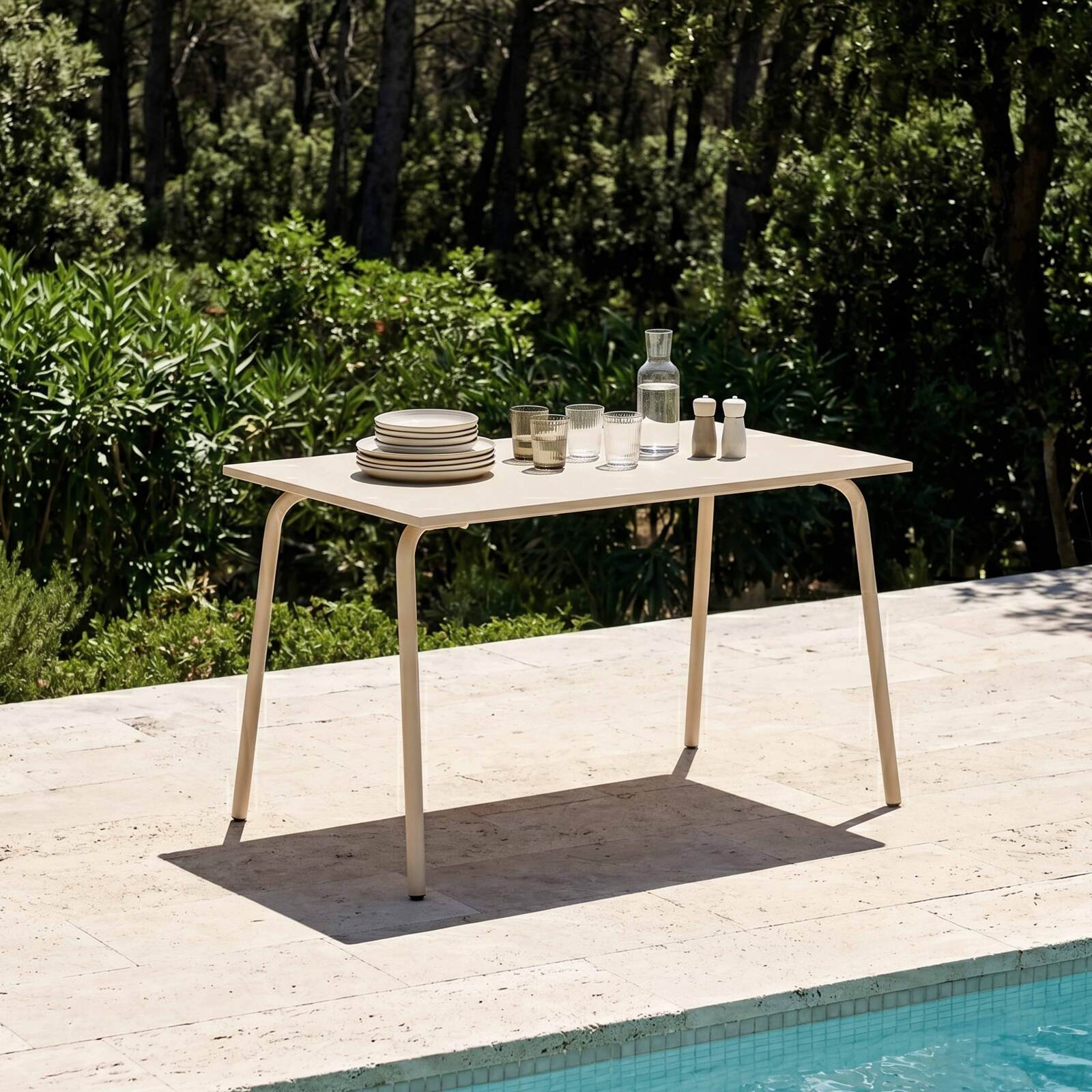 Tavolo da giardino in metallo per 6 persone 120x70 cm