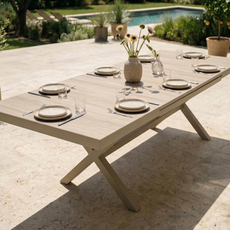 Tavolo da giardino allungabile in alluminio e ceramica effetto legno 200/260x100 cm e 10 sedie in textilene (5/10)