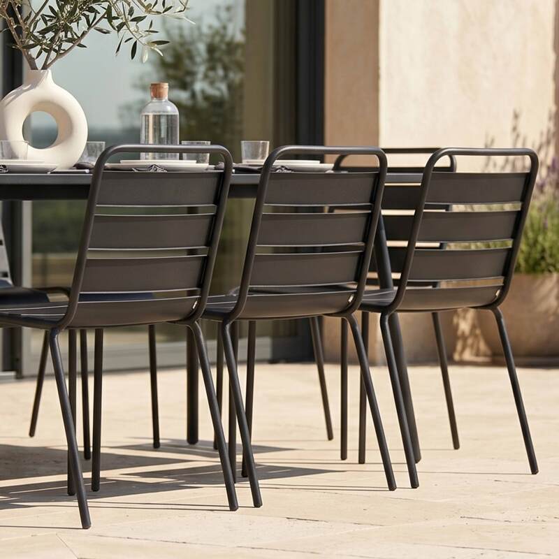 Tavolo da giardino rettangolare 180 x 90 cm e 8 sedie in metallo (3/7)
