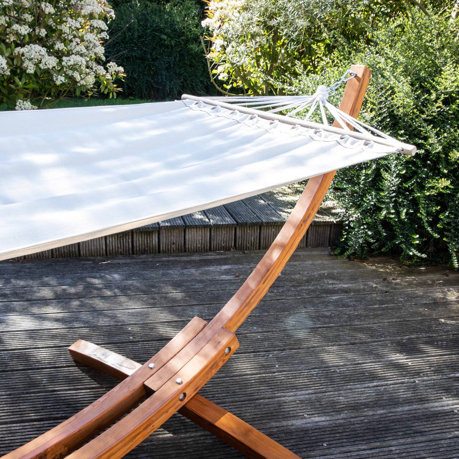 Amaca autoportante in legno FSC®