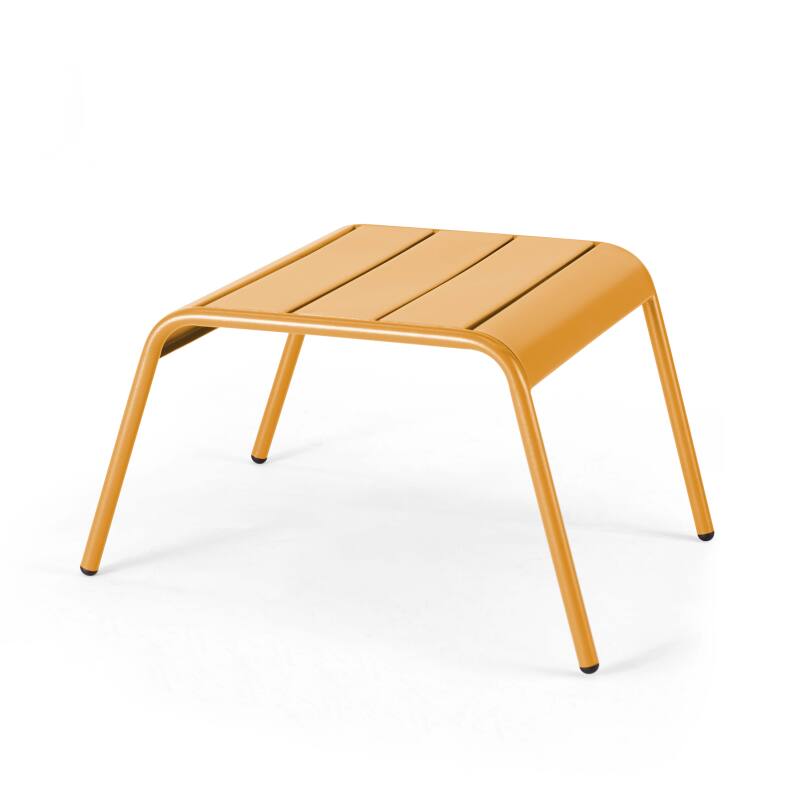 Poltrona bassa e poggiapiedi in metallo (4/6)