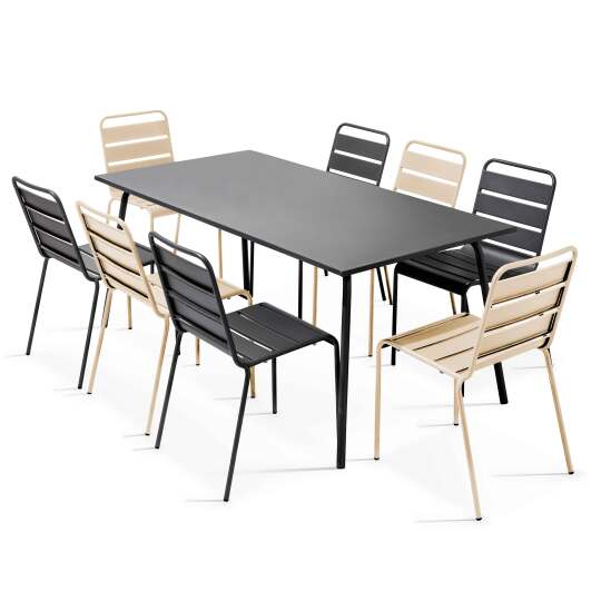 Tavolo da giardino in metallo 180x90 cm e 8 sedie spaiate | Oviala