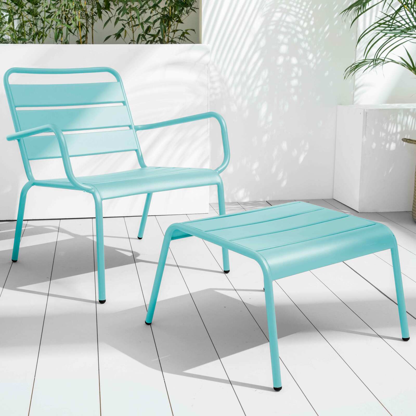 Set di 2 sedie sdraio basse con poggiapiedi coordinati in metallo grigio antracite + 1 colore