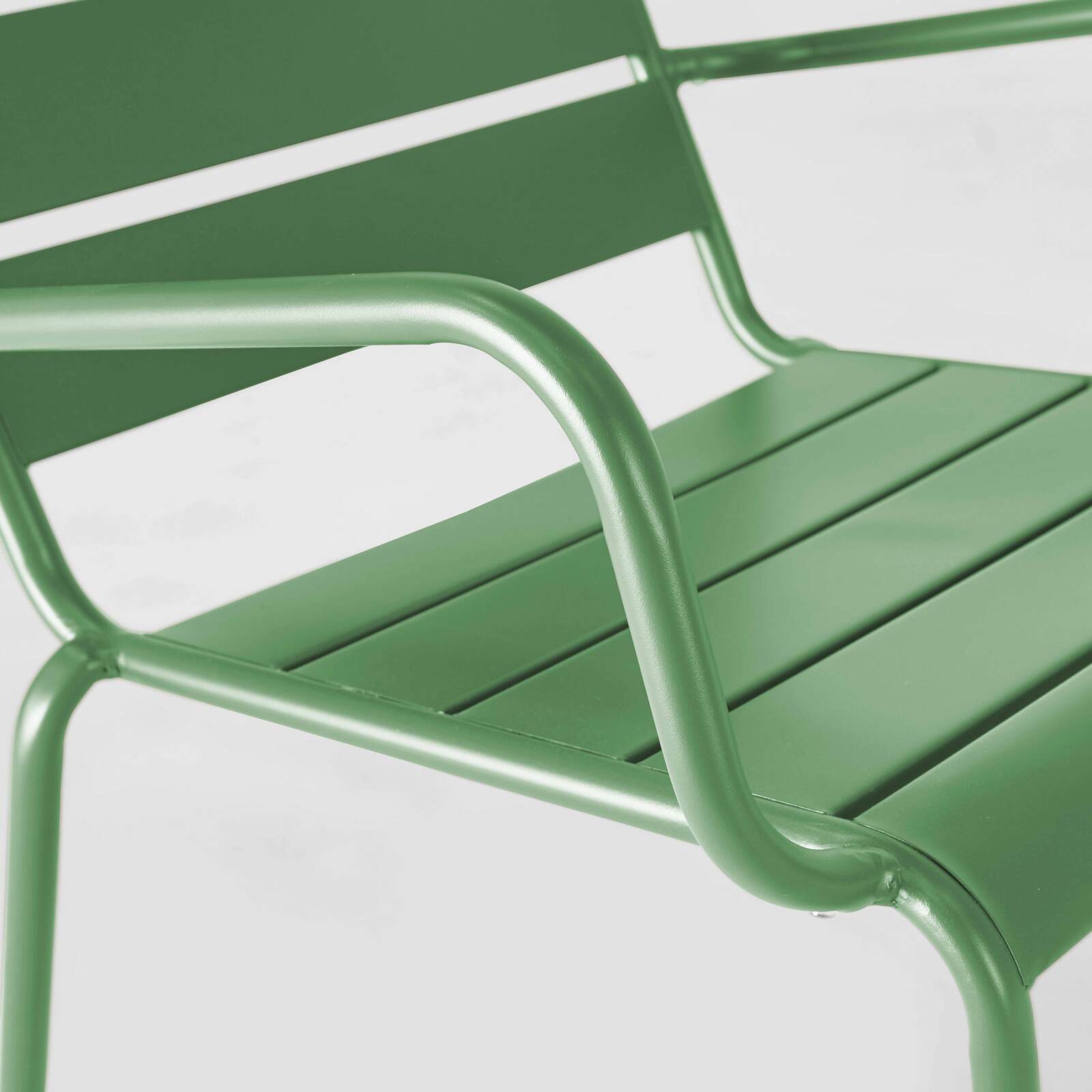 Set di 2 sedie sdraio basse con poggiapiedi coordinati in metallo grigio antracite + 1 colore