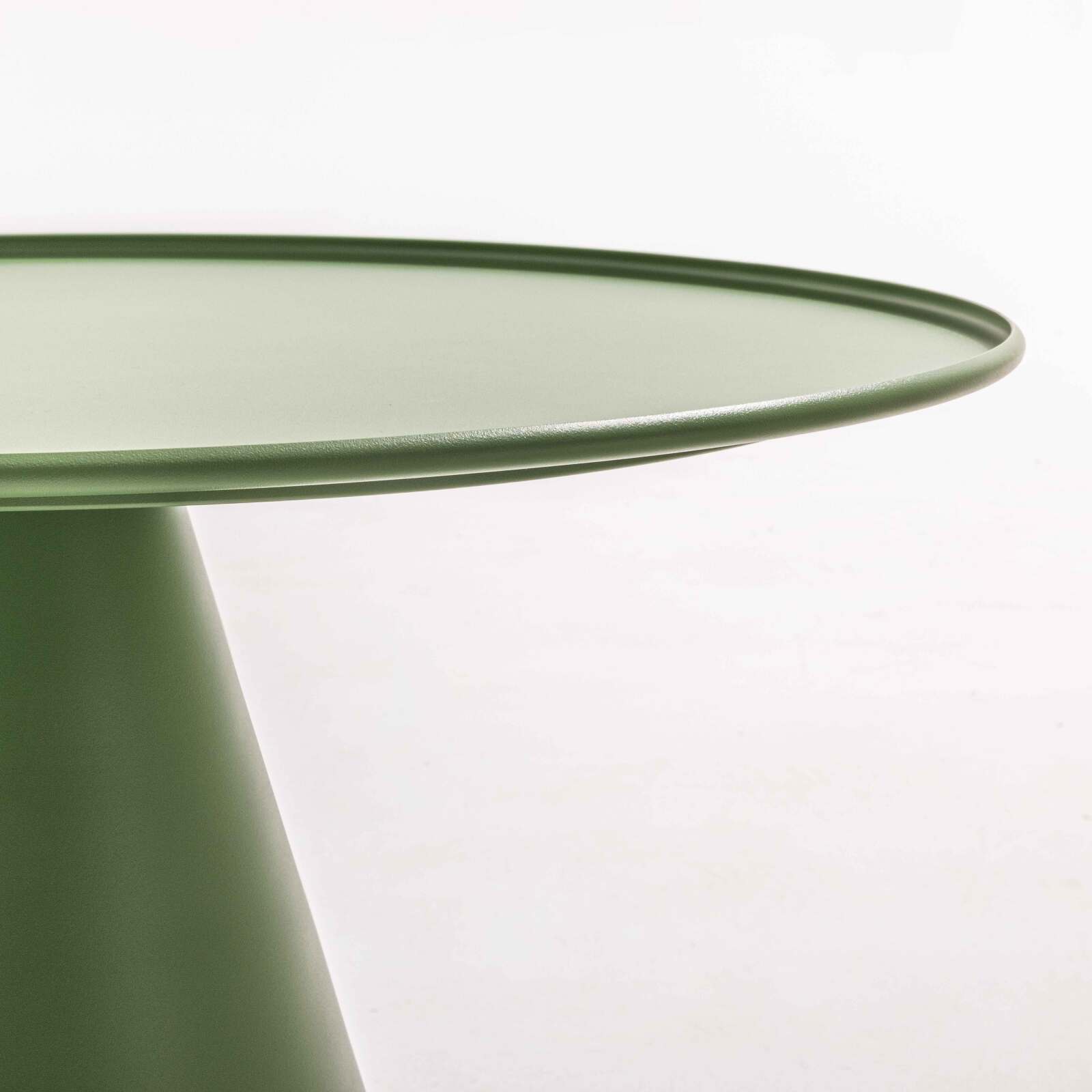 Set di 2 tavolini da giardino rotondi