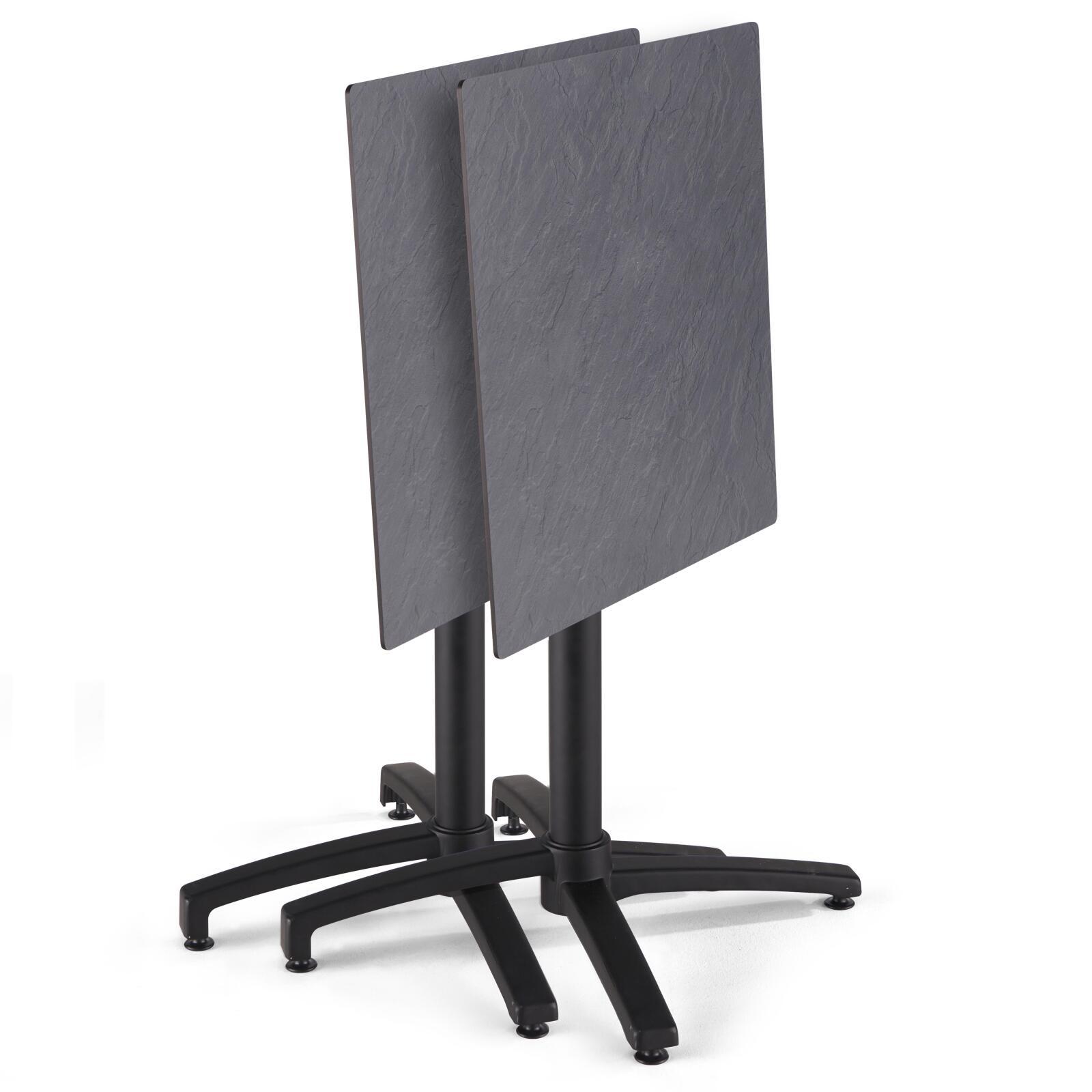 Tavolo inclinabile in laminato 60x60 cm con gamba nera e sedie in metallo