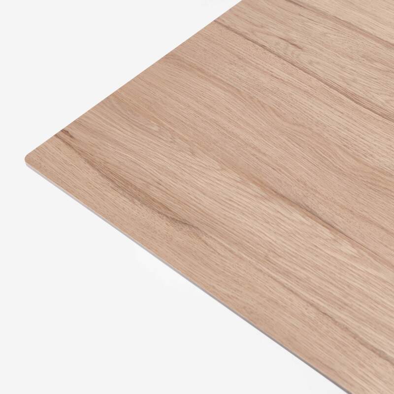 Tavolo inclinabile in laminato 60x60 cm con gamba nera e sedie in metallo