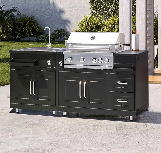 Progettare una cucina per esterno compatta: idee per piccoli giardini