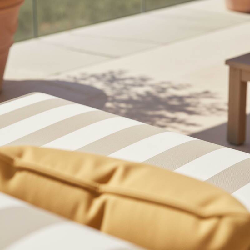 Divano modulare da esterno a righe 2 posti con 2 poltrone (3/8)